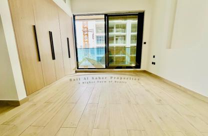 Apartment - 1 Bedroom - 2 Bathrooms for rent in Jumeirah Garden City - Al Satwa - Dubai