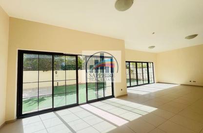 Villa - 4 - 6 for rent in Nad Al Sheba Villas - Nad Al Sheba 3 - Nad Al Sheba - Dubai