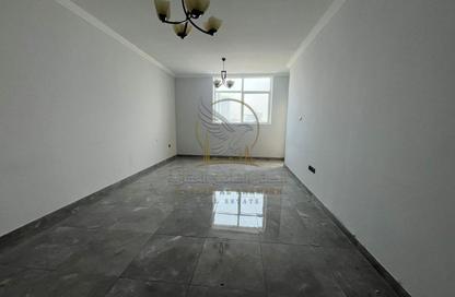 Apartment - 3 - 3 for rent in Al Majaz 2 - Al Majaz - Sharjah Apartment - 3 - 3 for rent in Al Majaz 2 - Al Majaz - Sharjah