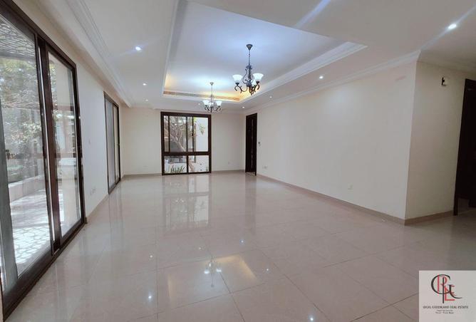 135185622 - Property Main Image