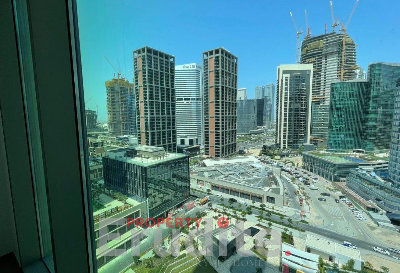 Brand New - Burj Khalifa View - Bright Layout photo 16