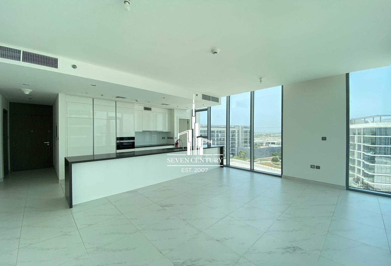 Full City View | Bright & Spacious | Premium 2BR photo 2