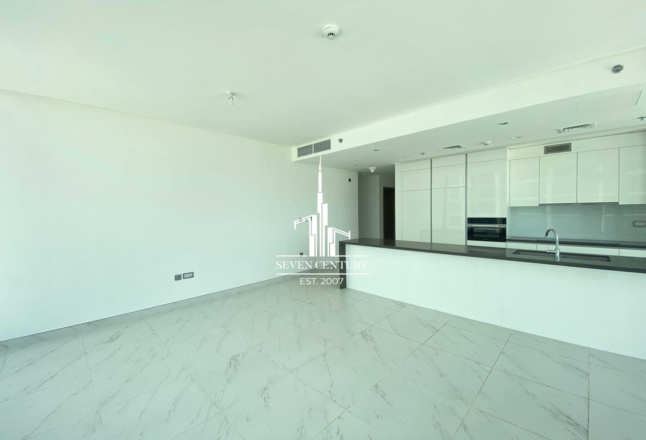 Full City View | Bright & Spacious | Premium 2BR photo 8