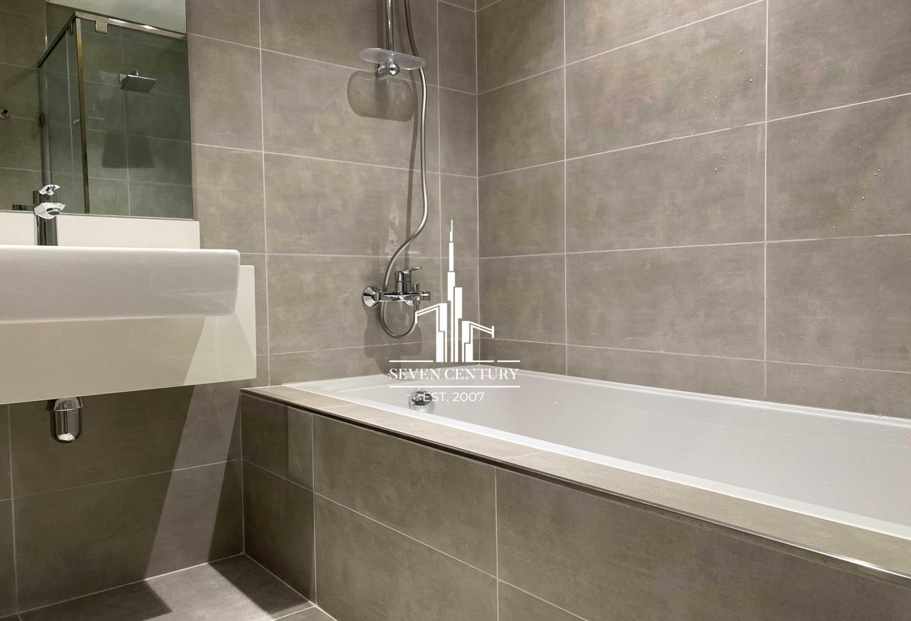 Full City View | Bright & Spacious | Premium 2BR photo 16