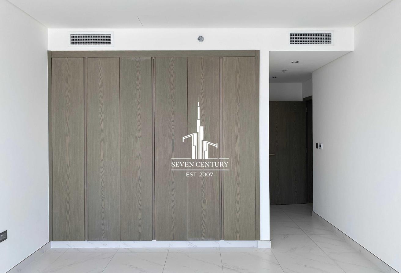 Full City View | Bright & Spacious | Premium 2BR photo 14