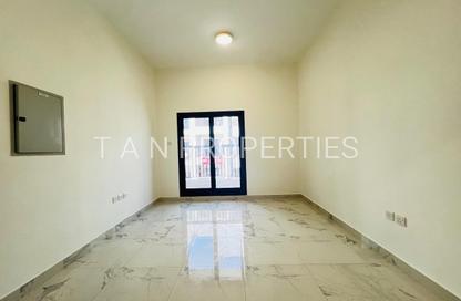 Apartment - Studio - 1 for rent in Baza Building - Al Karama - Bur Dubai - Dubai
