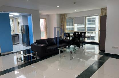 Apartment - 2 Bedrooms - 3 Bathrooms for rent in The Royal Oceanic - Dubai Marina - Dubai