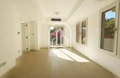 Townhouse - 2 Bedrooms - 3 Bathrooms for rent in Al Thanya - Umm Suqeim 2 - Umm Suqeim - Dubai