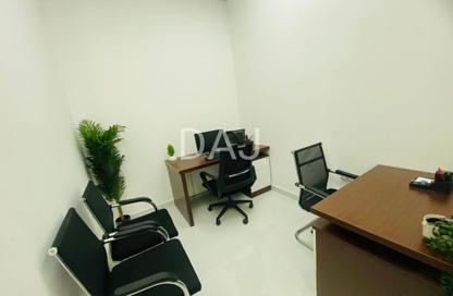 Office Space - Studio - 1 Bathroom for rent in Red Avenue - Al Garhoud - Dubai