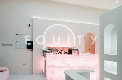 محل - استوديو للبيع في برج الأعمال الدولية - الخليج التجاري - دبي