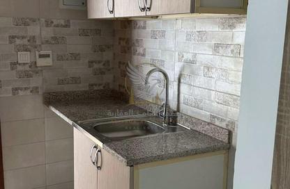 Apartment - Studio - 1 for rent in Muweileh Community - Muwaileh Commercial - Sharjah