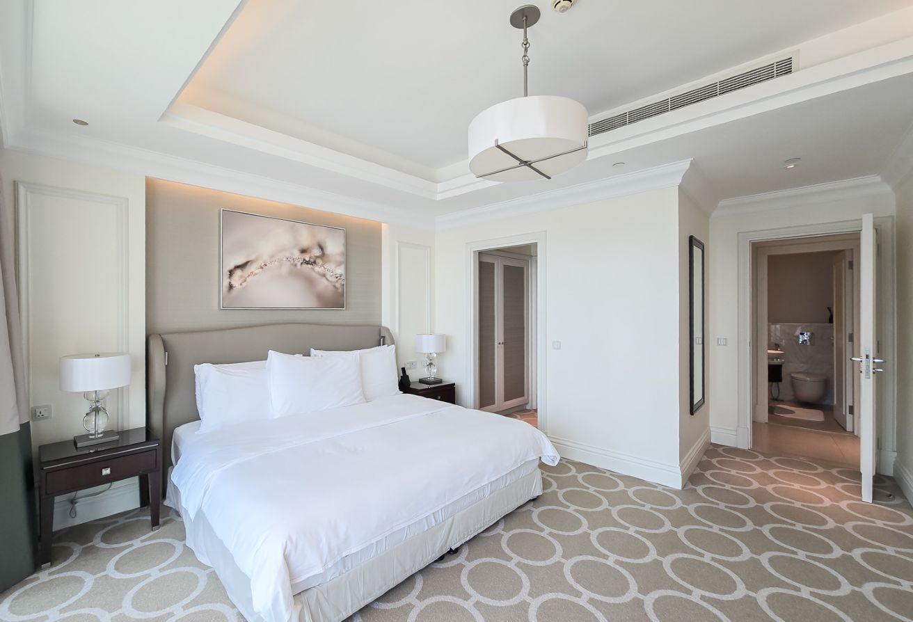 Burj Kalifa Facing | High floor | Large unit photo 16