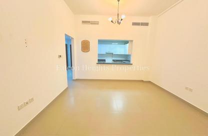 Apartment - 1 Bedroom - 2 Bathrooms for rent in Le Bistrot - International City Phase 2 - Al Warsan 4 - Al Warsan - Dubai Apartment - 1 Bedroom - 2 Bathrooms for rent in Le Bistrot - International City Phase 2 - Al Warsan 4 - Al Warsan - Dubai