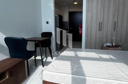 Apartment - Studio - 1 for rent in The Gate - Masdar City - Abu Dhabi