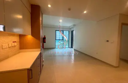Apartment - 1 Bedroom - 1 Bathroom for rent in Seagate Building 2 - Seagate - Mina Rashid - Dubai