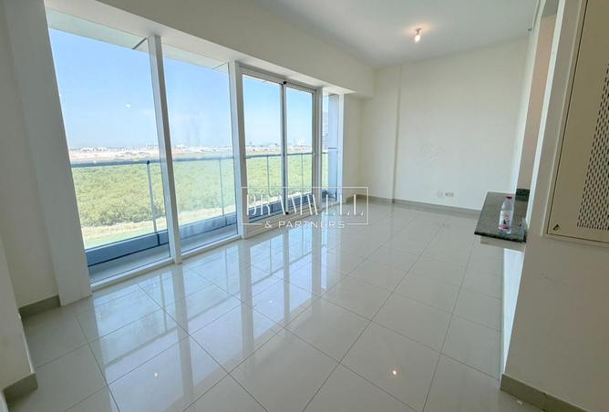 78998976 - Property Image 2