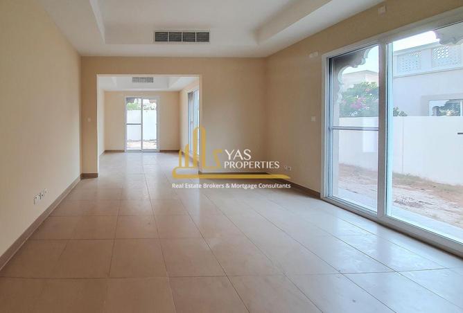 92253475 - Property Image 2