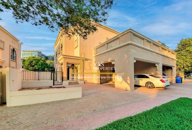 92253475 - Property Main Image