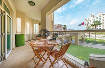 Apartment - 2 Bedrooms - 3 Bathrooms for sale in Al Tamr - Shoreline Apartments - Palm Jumeirah - Dubai