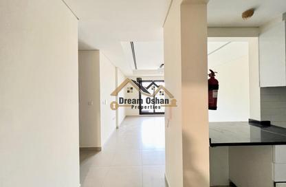 Apartment - 2 - 3 for rent in Al Nokhadha Building - Al Jaddaf - Dubai Apartment - 2 - 3 for rent in Al Nokhadha Building - Al Jaddaf - Dubai