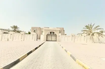 فيلا - 8 غرف نوم - 8 حمامات للايجار في الفلج - ضاحية الرقة - الشارقة