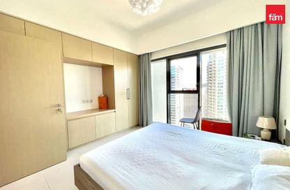 Apartment - 1 - 1 for rent in Burj Royale - Downtown Dubai - Dubai