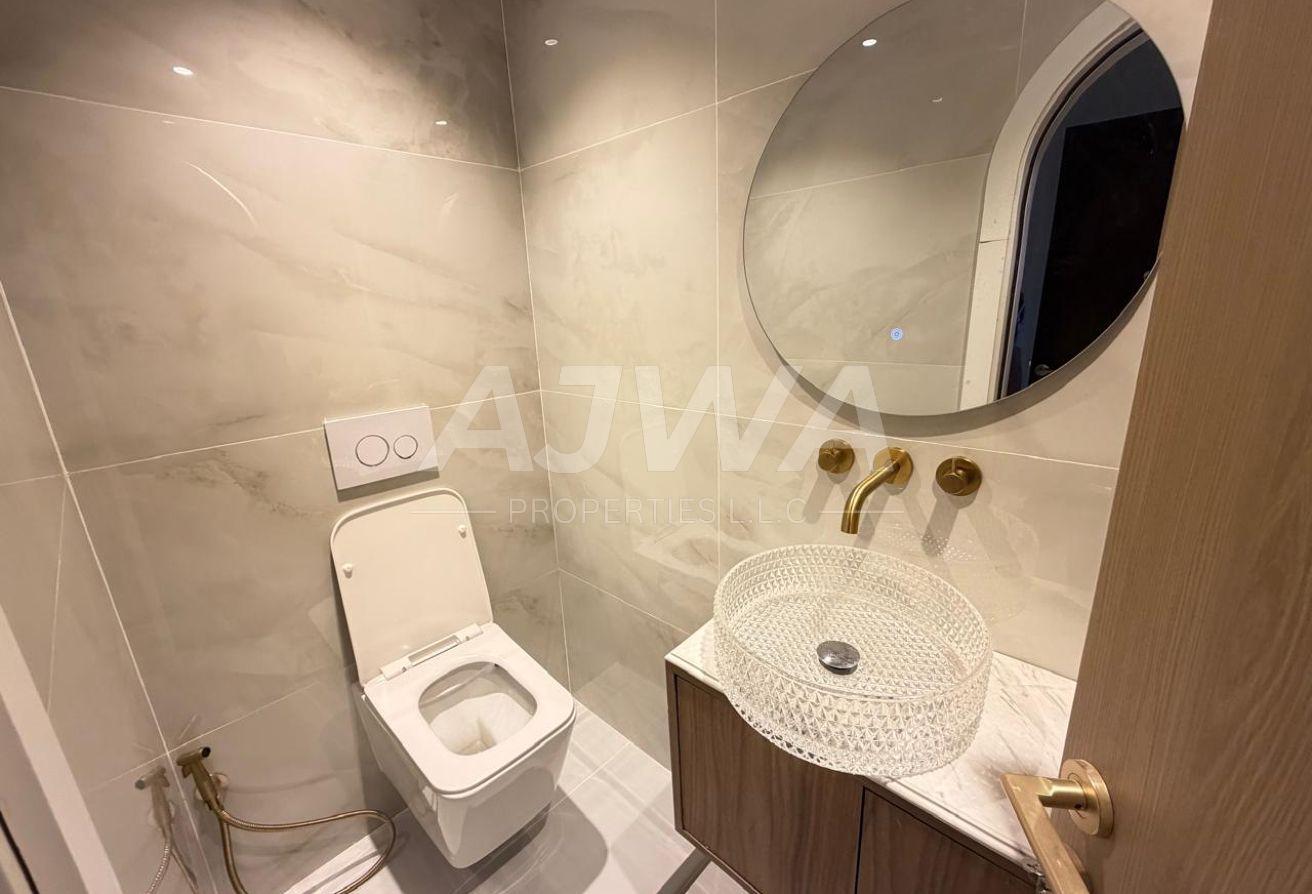 Fully Upgraded 1 bedroom | Near DMCC Metro Station photo 12
