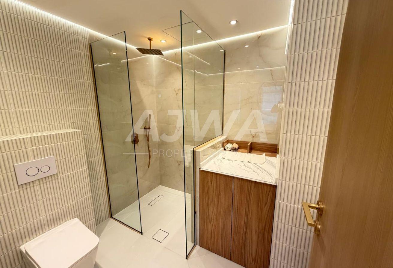 Fully Upgraded 1 bedroom | Near DMCC Metro Station photo 11