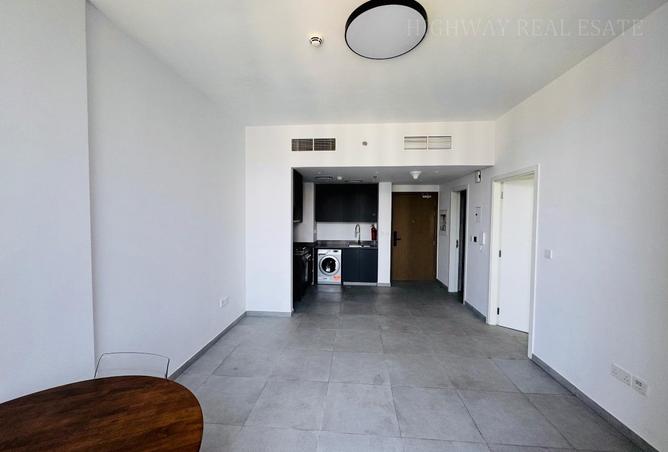 94019310 - Property Image 3