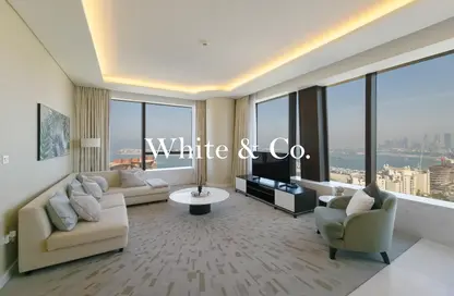 Apartment - 1 Bedroom - 2 Bathrooms for rent in The Palm Tower - Palm Jumeirah - Dubai