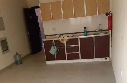 Apartment - Studio - 1 Bathroom for rent in Al Rawda 1 - Al Rawda - Ajman