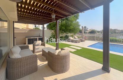 Villa - 4 - 5 for rent in Meadows 2 - Meadows - Dubai