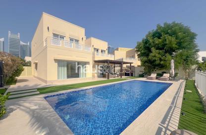 Villa - 4 - 5 for rent in Meadows 2 - Meadows - Dubai