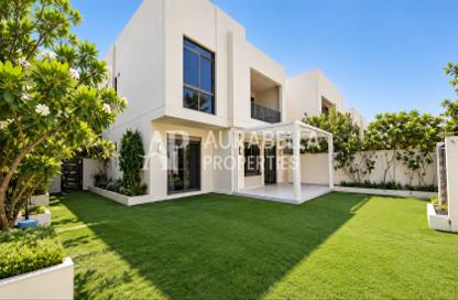 Townhouse - 4 - 5 for rent in Zahra Townhouses - Town Square - Dubai