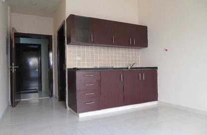 Apartment - Studio - 1 Bathroom for rent in Naif - Deira - Dubai