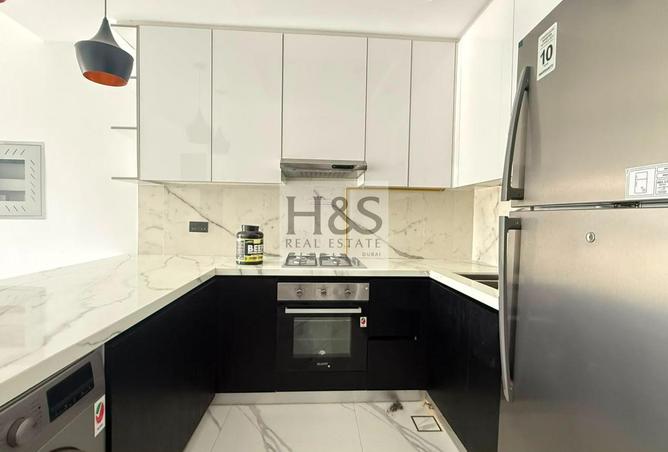 135617656 - Property Image 3