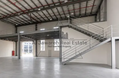 Warehouse - Studio - 3 Bathrooms for rent in Umm Al Thuoob - Umm Al Quwain