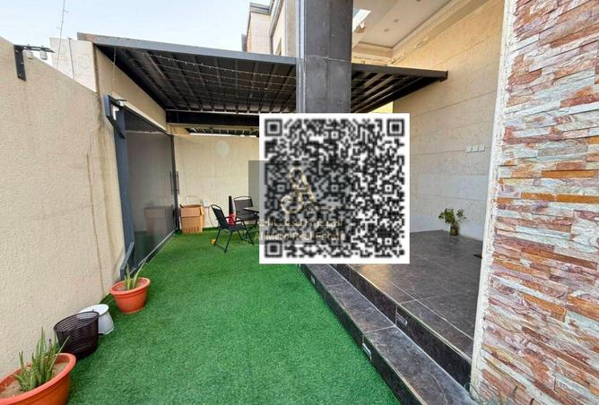 120660208 - Property Image 3
