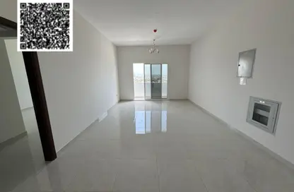Apartment - 1 Bedroom - 2 Bathrooms for rent in Cornish Tower - Al Rumaila - Ajman