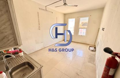 Apartment - Studio - 1 Bathroom for rent in Fire Station Road - Muwaileh - Sharjah