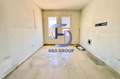 Apartment - Studio - 1 Bathroom for rent in Fire Station Road - Muwaileh - Sharjah
