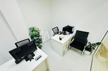 Office Space - Studio - 1 Bathroom for rent in Red Avenue - Al Garhoud - Dubai Office Space - Studio - 1 Bathroom for rent in Red Avenue - Al Garhoud - Dubai