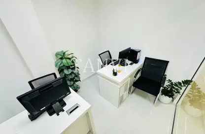 Office Space - Studio - 1 Bathroom for rent in Red Avenue - Al Garhoud - Dubai Office Space - Studio - 1 Bathroom for rent in Red Avenue - Al Garhoud - Dubai