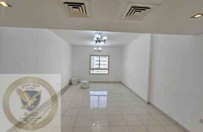 Apartment - 3 Bedrooms - 3 Bathrooms for rent in Al Khan Corniche - Al Khan - Sharjah Apartment - 3 Bedrooms - 3 Bathrooms for rent in Al Khan Corniche - Al Khan - Sharjah