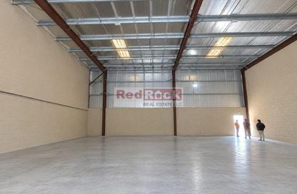 Warehouse - Studio - 1 for rent in Dubai Investment Park 2 (DIP 2) - Dubai Investment Park (DIP) - Dubai