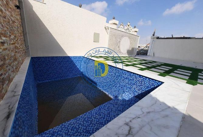 80275871 - Property Image 2