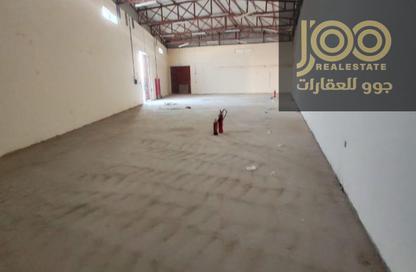 Warehouse - Studio for rent in Umm Al Thuoob - Umm Al Quwain