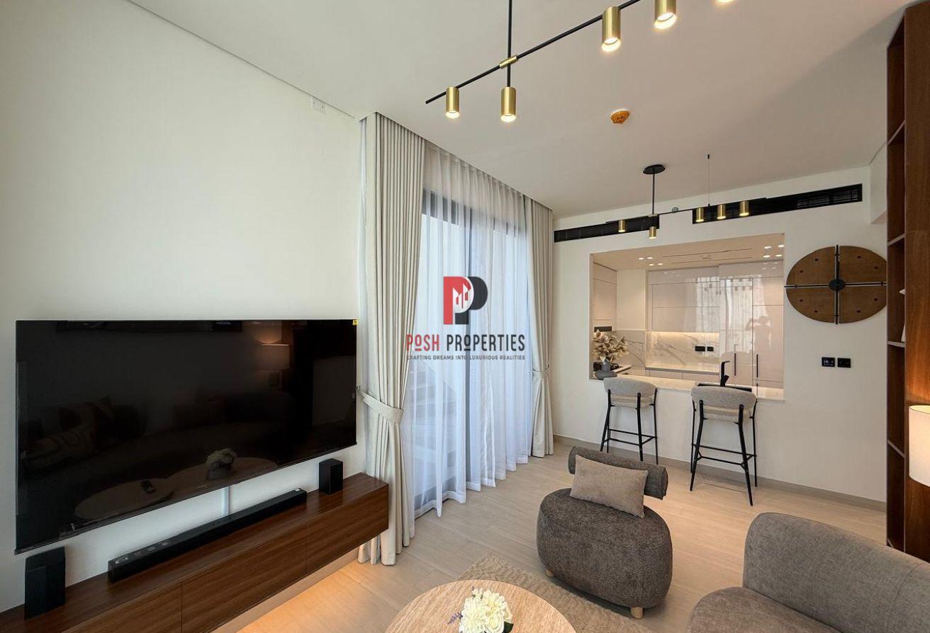 Private pool 2 BR l Fully furnished l Skyline view photo 2