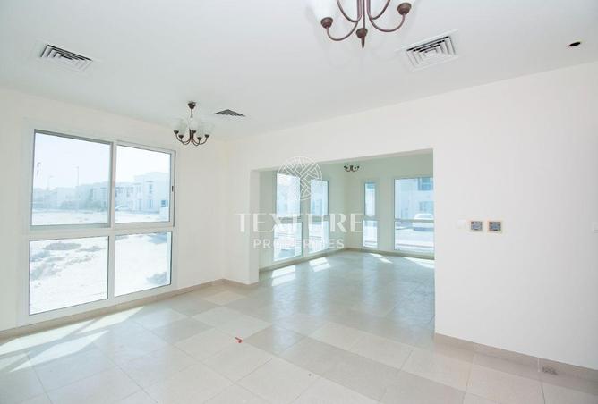 16183678 - Property Image 2