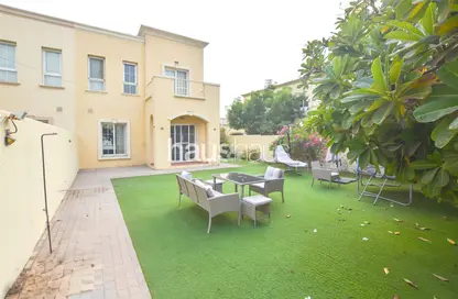 فيلا - 2 غرف نوم - 3 حمامات للبيع في الينابيع 14 - الينابيع - دبي